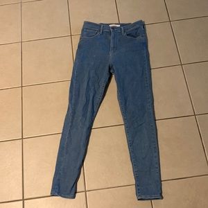 Levi mile high super skinny jeans size 29